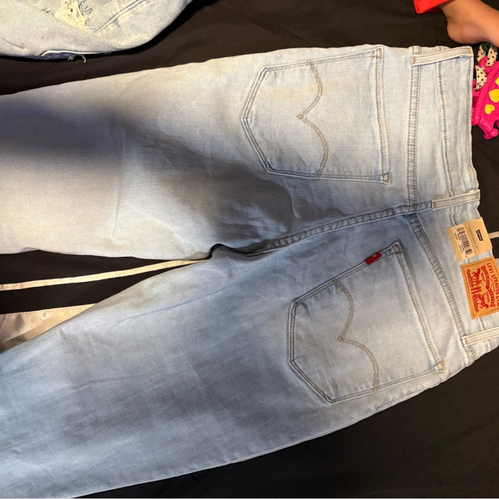 Levi's Light Blue Ripped Skinny Jeans - Picture 3 of 4
